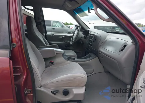 1997 Ford Expedition Eddie Bauer/Xlt from USA, damaged, VIN 1FMEU18W9VLB69864